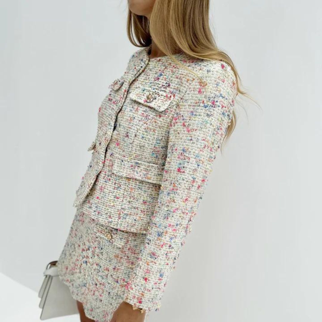 Jakobsmuschel Rand Tweed Jacke | Wit en Multi-kleur | Katiena